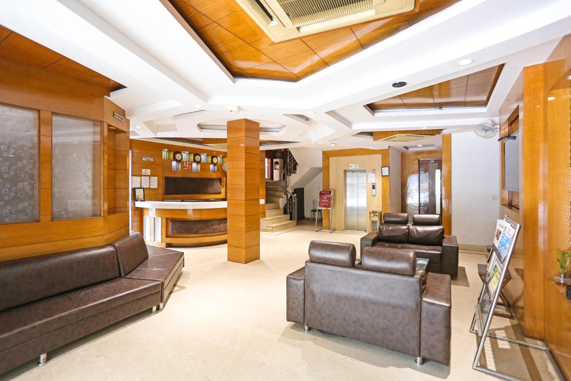 Hotel Silky Palace Near Igi Airportt Új-Delhi Kültér fotó