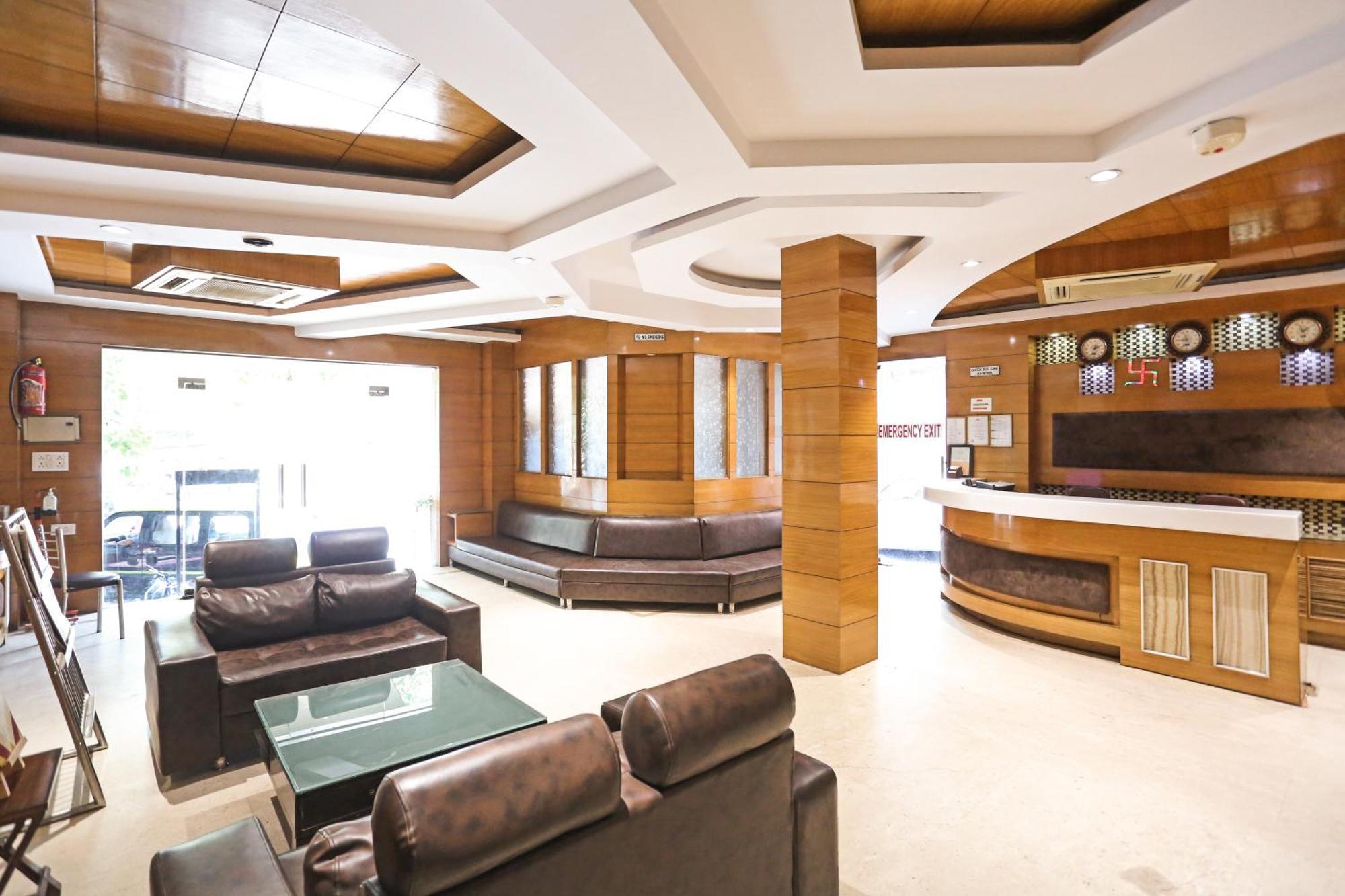 Hotel Silky Palace Near Igi Airportt Új-Delhi Kültér fotó